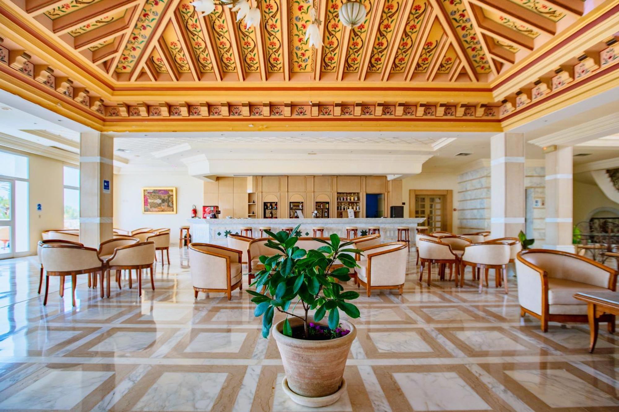 Iris & Thalasso فندق مزرايا