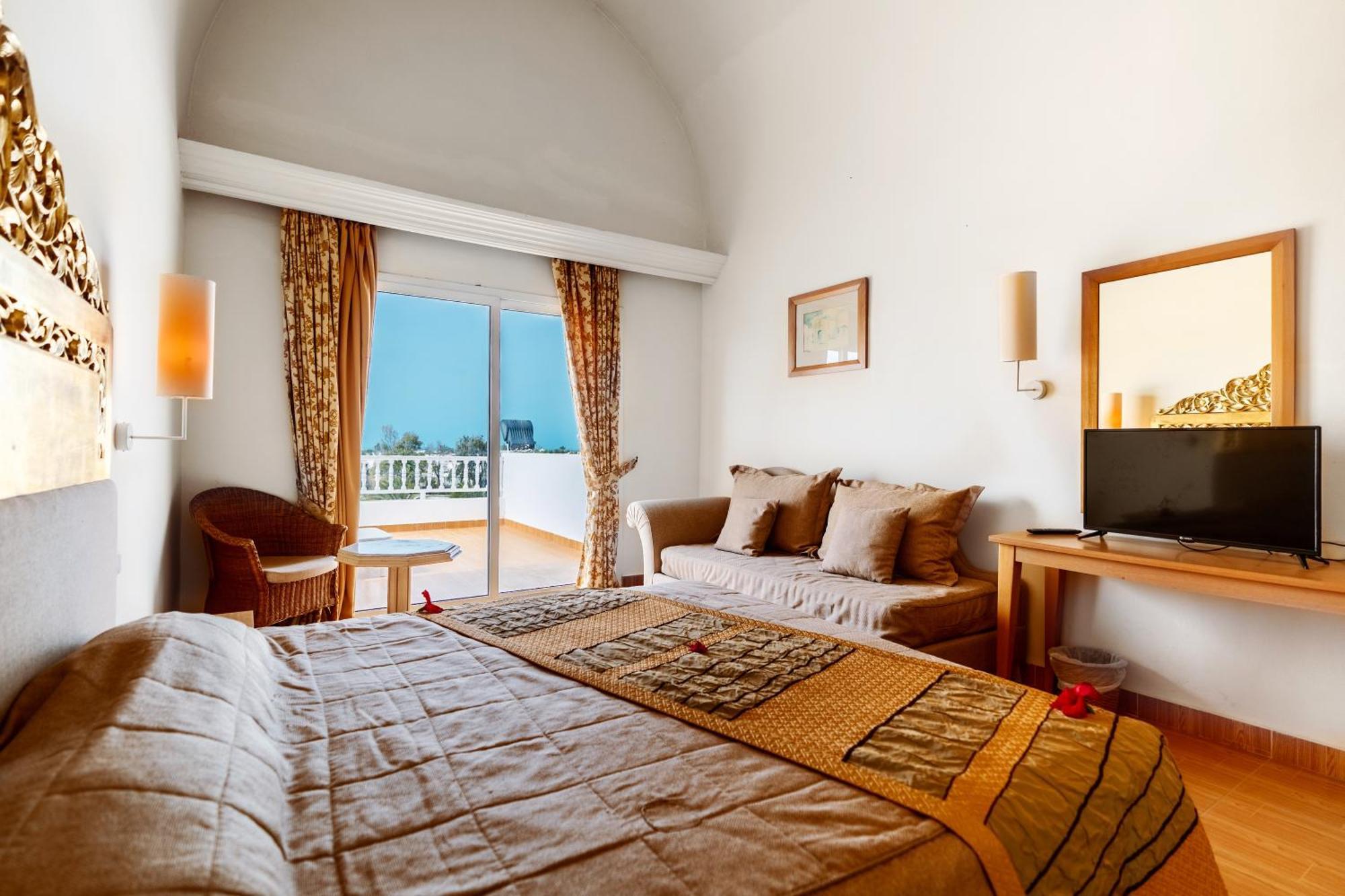 فندق Iris & Thalasso