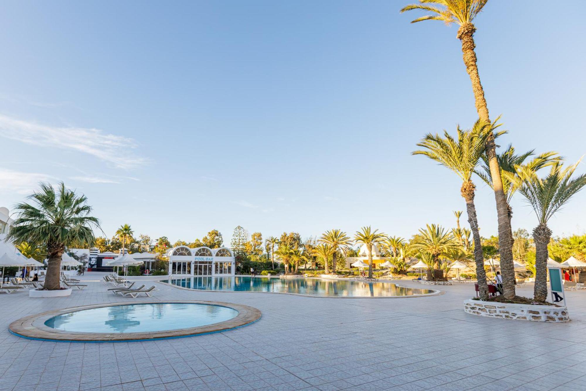 Iris & Thalasso فندق مزرايا